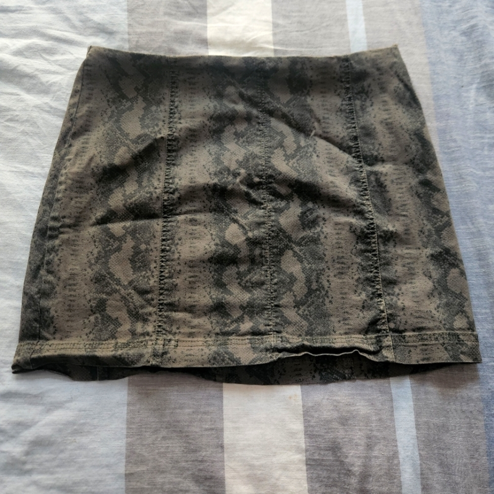 Camo skirt
